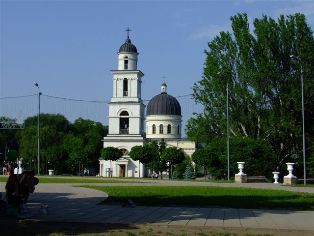 Sobor_katedralny_w_Kiszyniowie